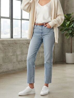 OAK + FORT Classic Light Wash Women's Jeans